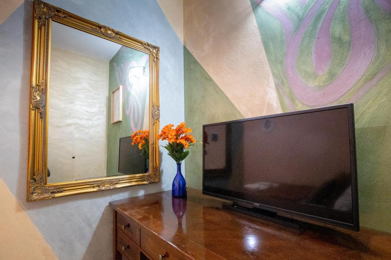 B&B Colorful Suite Yard โรม ภายนอก รูปภาพ
