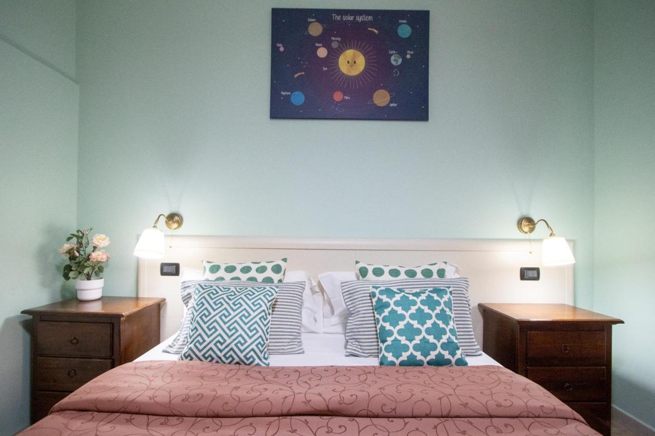 B&B Colorful Suite Yard โรม ภายนอก รูปภาพ