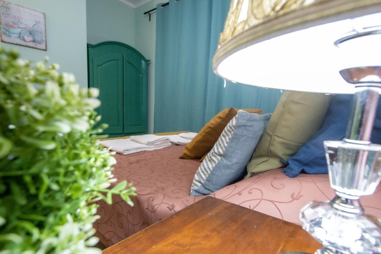 B&B Colorful Suite Yard โรม ภายนอก รูปภาพ