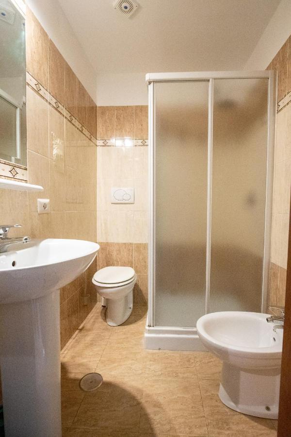 B&B Colorful Suite Yard โรม ภายนอก รูปภาพ