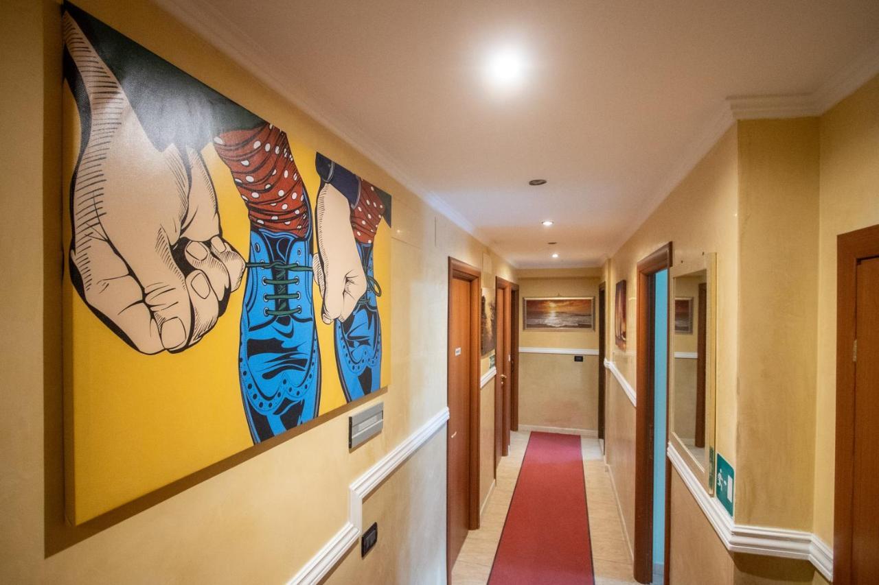 B&B Colorful Suite Yard โรม ภายนอก รูปภาพ