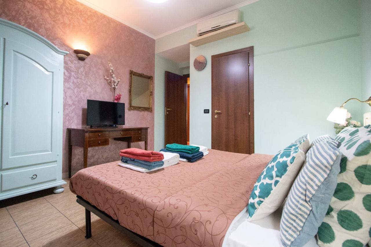 B&B Colorful Suite Yard โรม ภายนอก รูปภาพ