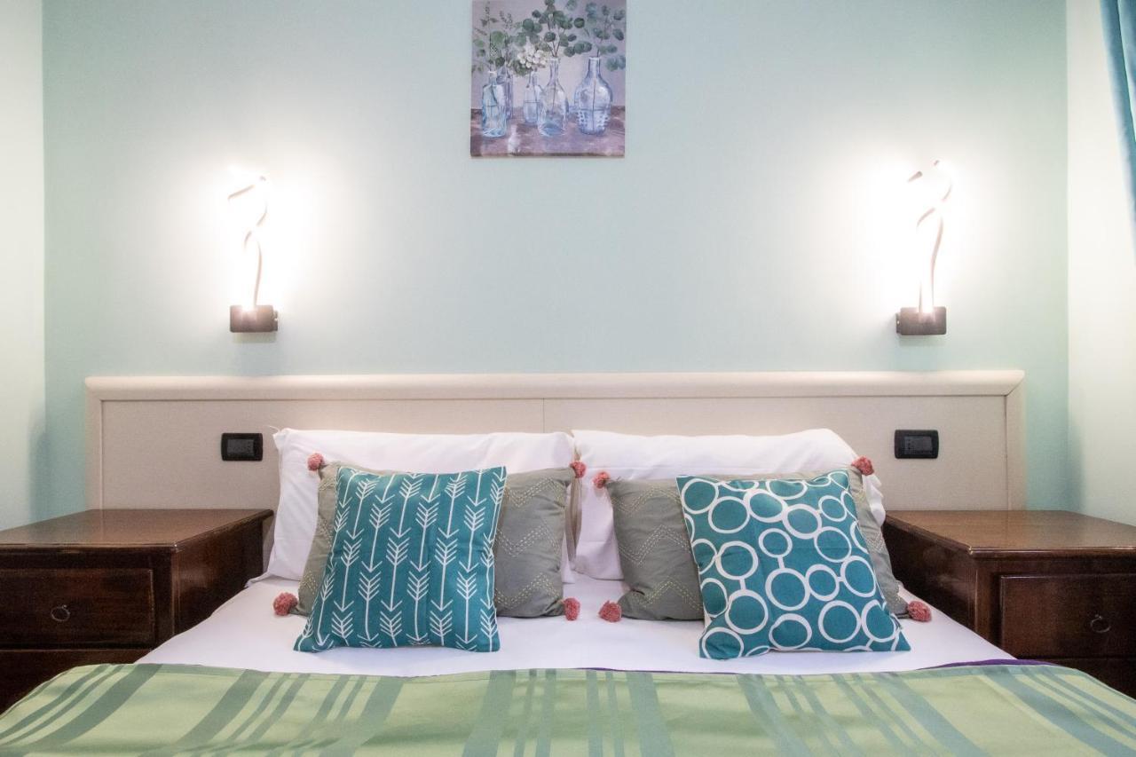 B&B Colorful Suite Yard โรม ภายนอก รูปภาพ